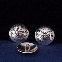Buttons, 3/4-inch Flower #B01 