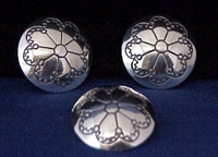 Buttons, 3/4-inch Wagon Wheel #B04 